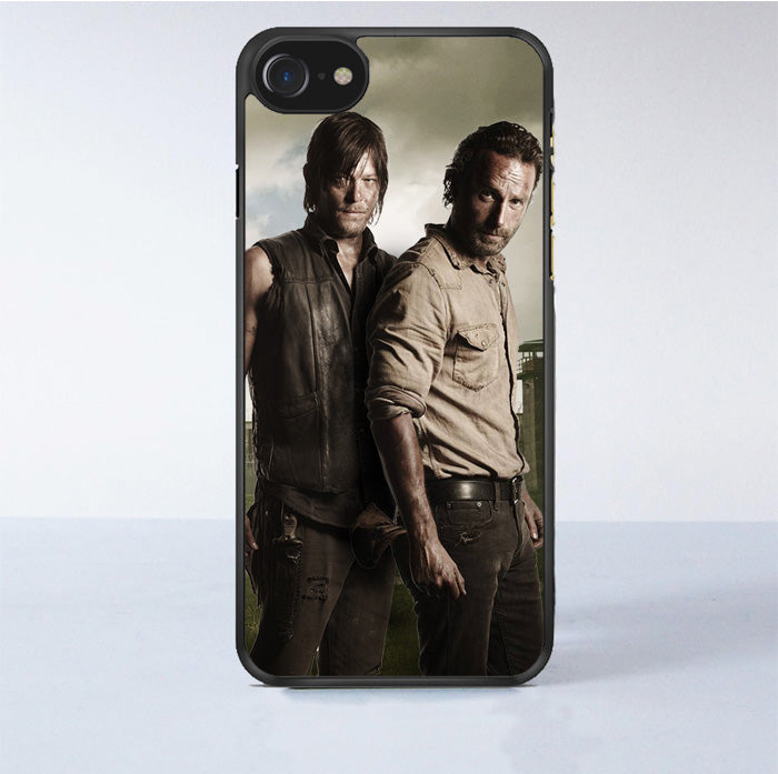 The Walking Dead Rick And Daryl iPhone 8 Case - casemighty